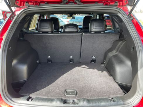 Used 2025 Jeep Compass Trailhawk image 31