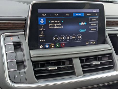 Used 2021 Chevrolet Tahoe High Country w/ Premium Package image 21