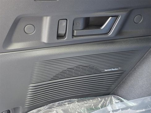 New 2026 Subaru Outback Limited image 15