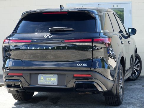 Used 2023 INFINITI QX60 Pure FWD image 4