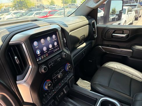 Used 2020 Chevrolet Silverado 2500 LTZ w/ LTZ Premium Package AWD/4WD image 23
