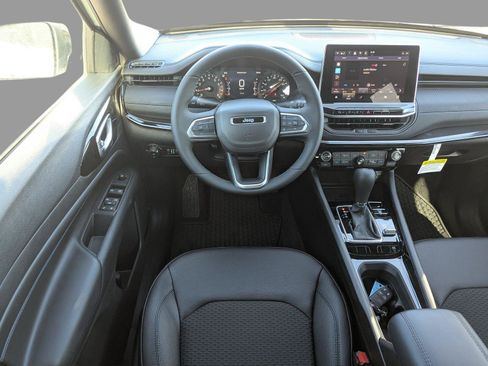 New 2026 Jeep Compass Latitude w/ Quick Order Package 29K AWD/4WD image 14