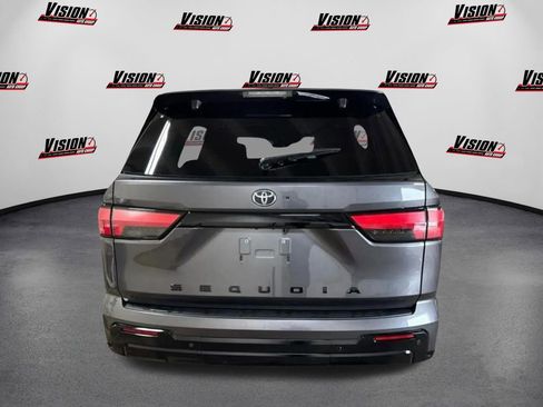 Used 2023 Toyota Sequoia Platinum image 6