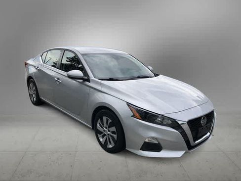 Used 2022 Nissan Altima 2.5 S FWD image 8