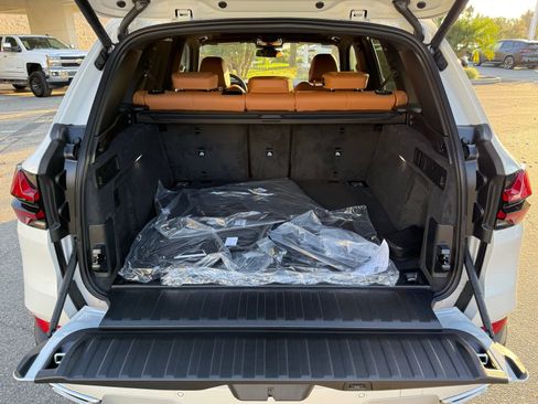 New 2026 BMW X5 sDrive40i w/ Executive Package image 16
