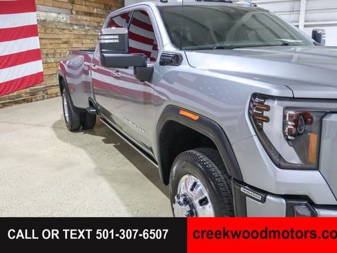 Used 2024 GMC Sierra 3500 Denali Ultimate AWD/4WD image 34