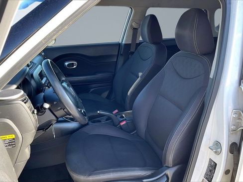 Used 2016 Kia Soul image 23