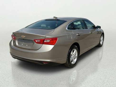 Used 2024 Chevrolet Malibu LT FWD image 7
