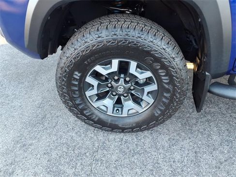 Used 2023 Toyota Tacoma TRD Off-Road w/ Technology Package image 4