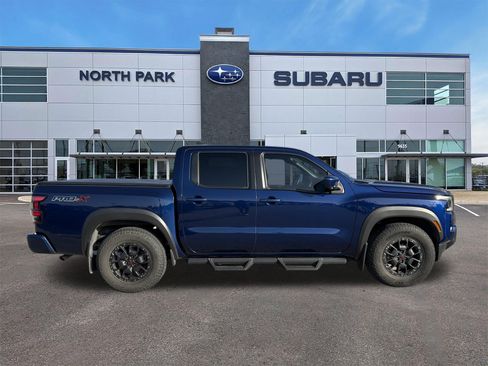 Used 2022 Nissan Frontier Pro-X w/ Pro-X Premium Package RWD image 2