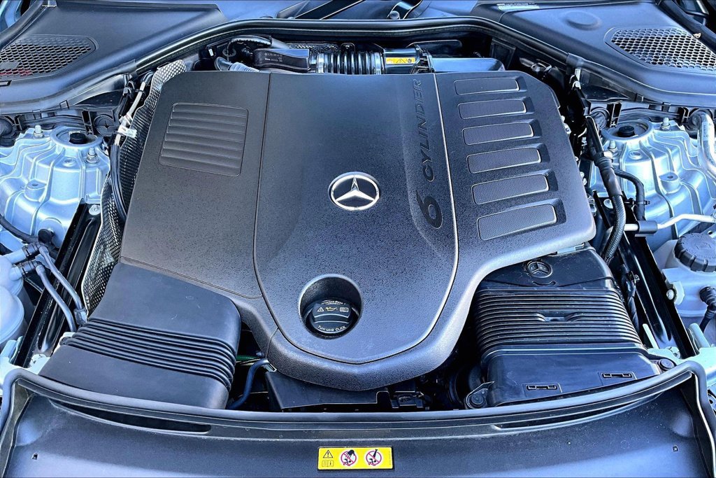 Used 2024 Mercedes-Benz E 450 4MATIC Sedan image 9