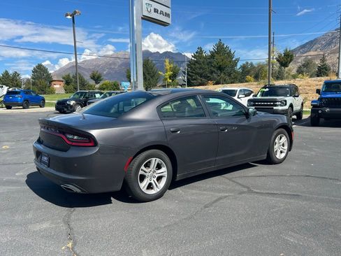Used 2021 Dodge Charger SXT w/ Leather Interior Group image 10