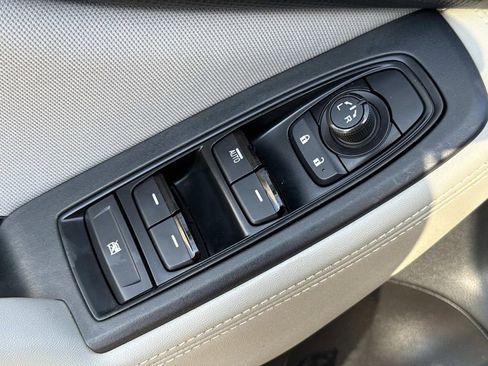 Used 2021 Subaru Forester image 23