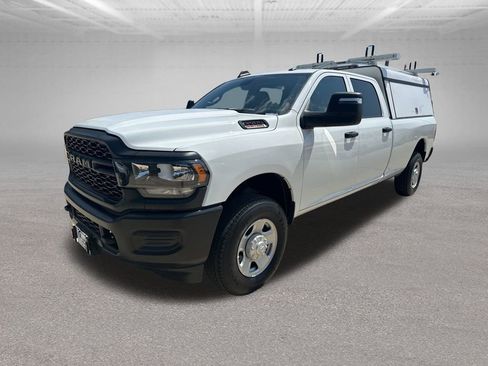 Used 2023 RAM 3500 Tradesman w/ Convenience Group image 7