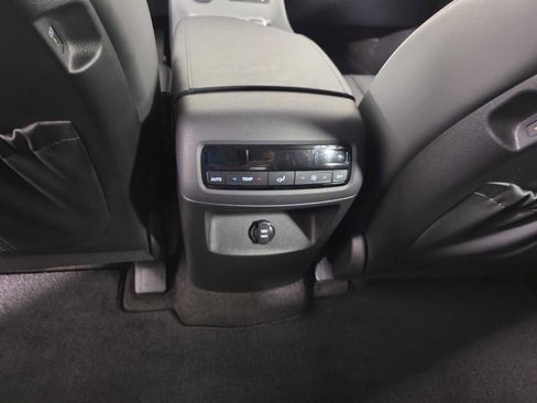 Used 2023 Hyundai Palisade SEL w/ Cargo Package image 27