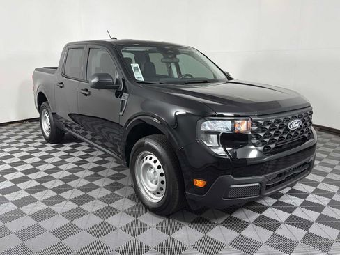 Used 2026 Ford Maverick XL w/ 4K Tow Package AWD/4WD image 1