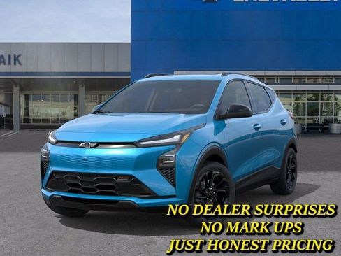 New 2027 Chevrolet Bolt RS w/ Technology Package FWD image 6