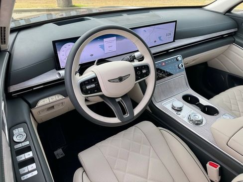 New 2026 Genesis GV80 3.5T Prestige image 2