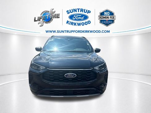 Used 2024 Ford Escape ST-Line w/ Tech Pack #1 AWD/4WD image 10