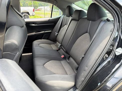 Used 2022 Toyota Camry LE w/ Convenience Package FWD image 20