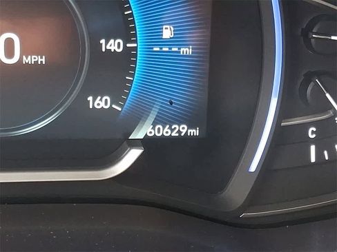 Used 2020 Hyundai Santa Fe SEL w/ Convenience + Premium Package image 20