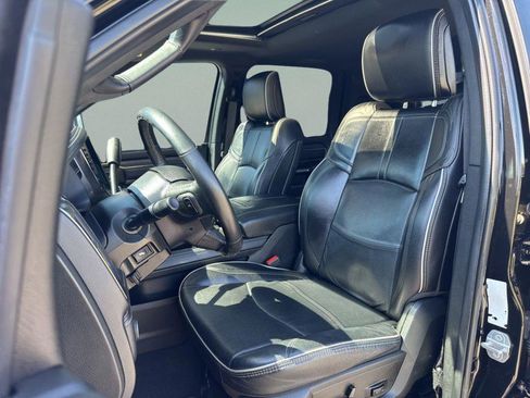 Used 2023 RAM 2500 Limited w/ Night Edition image 10