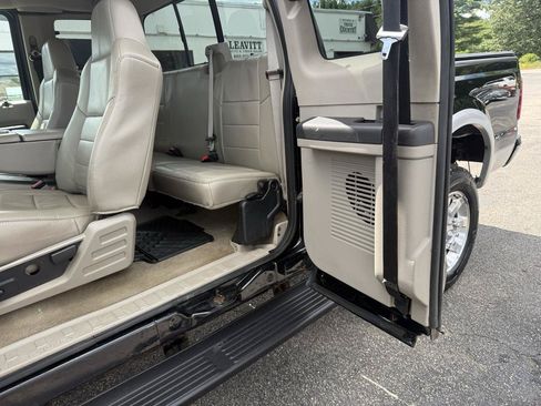 Used 2008 Ford F350 Lariat AWD/4WD image 28