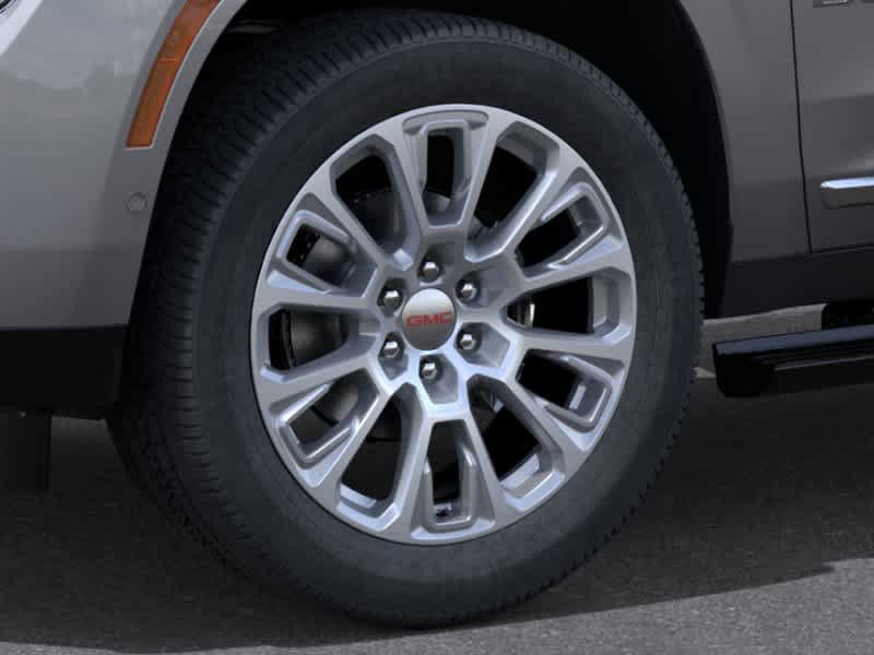 New 2027 GMC Yukon Denali w/ Sun & Power Step Package AWD/4WD image 9