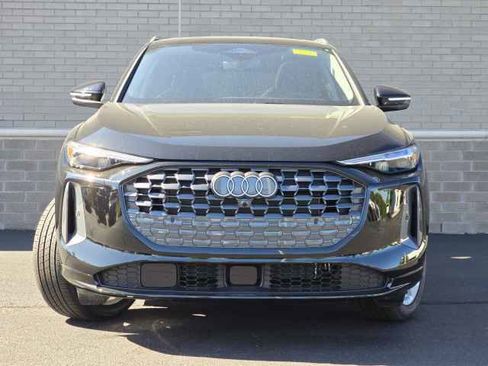 Used 2025 Audi Q5 Premium Plus w/ Premium Plus image 29