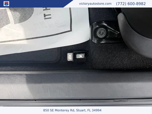 Used 2013 Toyota Corolla S image 34