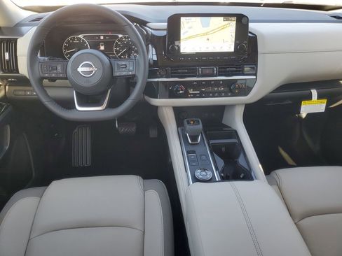 New 2025 Nissan Pathfinder SL image 27