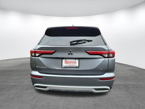 Used 2024 Mitsubishi Outlander SE FWD image 26