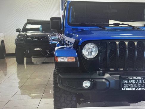 Used 2022 Jeep Gladiator Sport AWD/4WD image 8