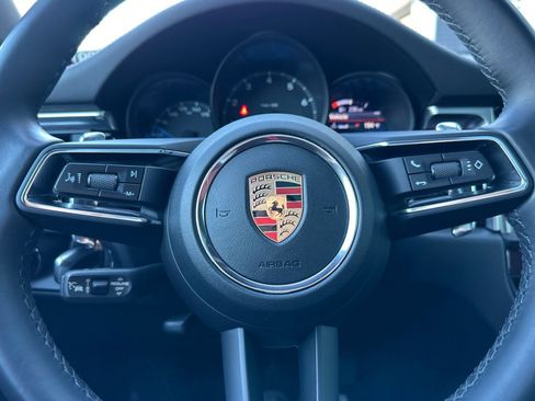 Used 2023 Porsche Macan image 24