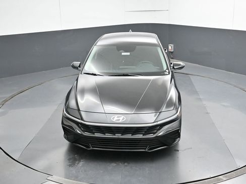 New 2026 Hyundai Elantra SE FWD image 24