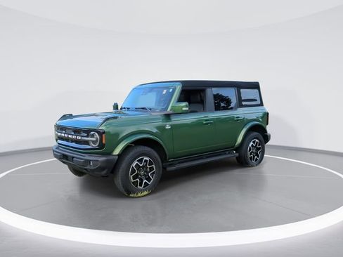 Used 2023 Ford Bronco Outer Banks AWD/4WD image 4