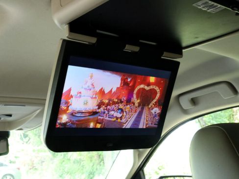 Used 2017 GMC Yukon SLT image 20