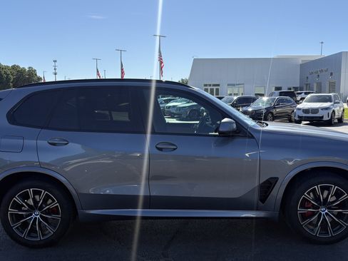 Used 2026 BMW X5 xDrive40i AWD/4WD image 11