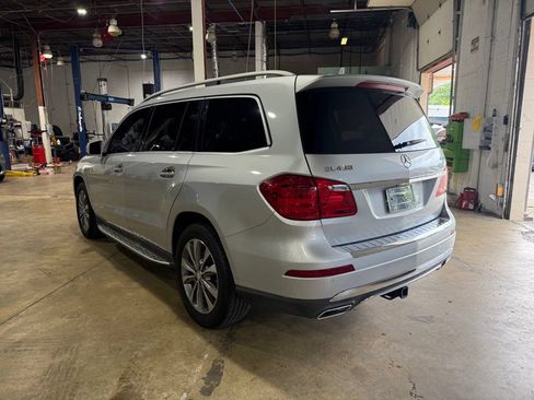 Used 2013 Mercedes-Benz GL 450 4MATIC w/ Premium 1 Pkg image 6