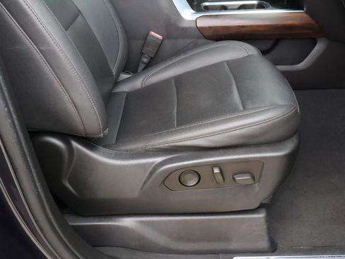Used 2022 GMC Sierra 1500 SLT RWD image 18