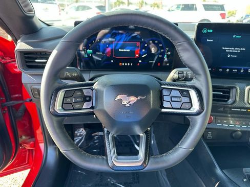 Used 2024 Ford Mustang Coupe image 13