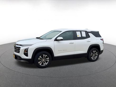 Used 2025 Chevrolet Equinox LT FWD image 8