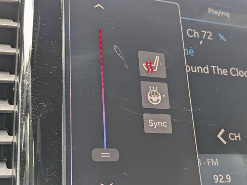 Used 2025 Chrysler Pacifica Select FWD image 21