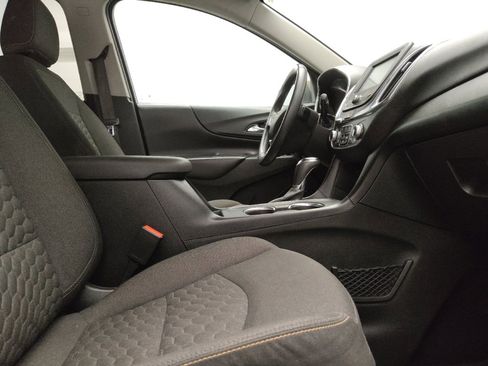 Used 2018 Chevrolet Equinox LT AWD/4WD image 21