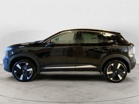 New 2026 Nissan Kicks SR image 2