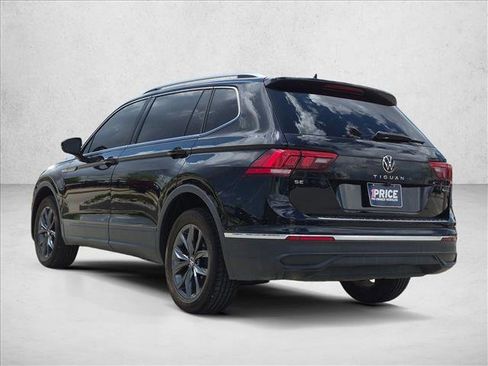 Used 2022 Volkswagen Tiguan SE AWD/4WD image 8