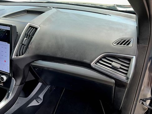 Used 2024 Ford Edge ST image 21