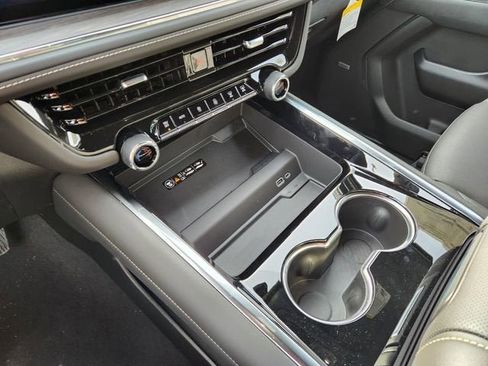 New 2026 Chevrolet Suburban Premier w/ Sun And Tow Package image 23