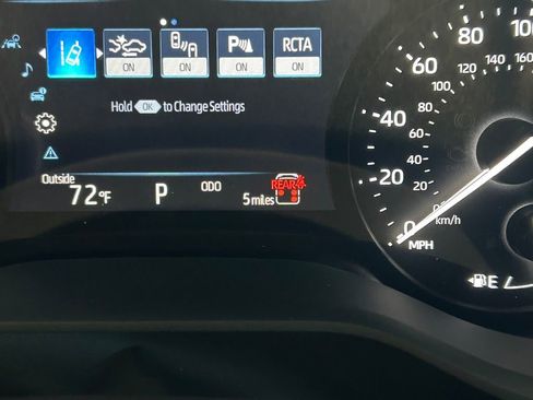 New 2026 Toyota Sienna XLE image 39