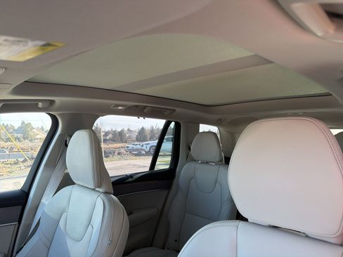 New 2026 Volvo XC90 T8 Ultra w/ Protection Package Premier image 20